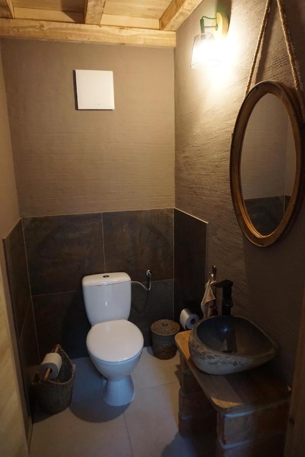 Alte Brennerei Schloss Zehista Og Akelei Apartment *