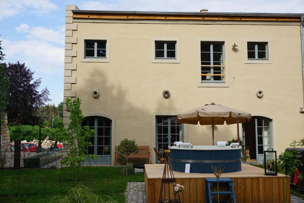 Alte Brennerei Schloss Zehista Og Akelei *